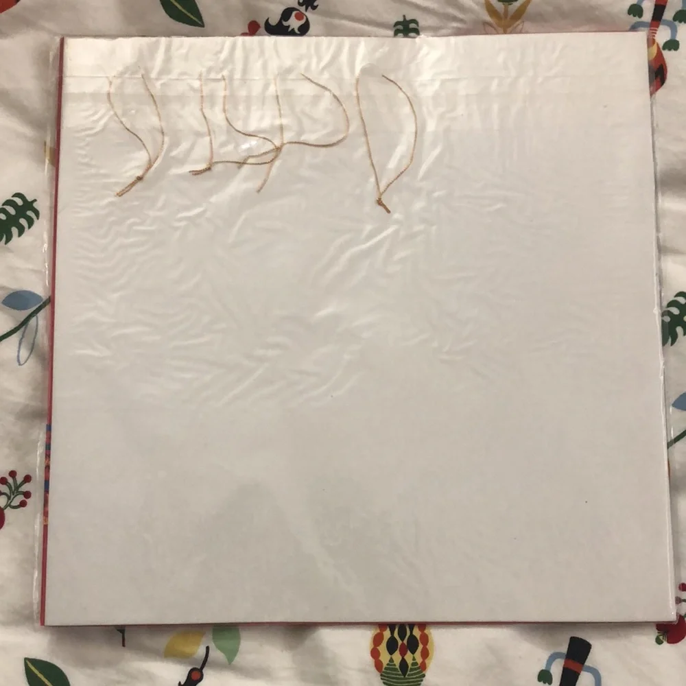 NIP Muffy VanderBear Wrapping Paper Set